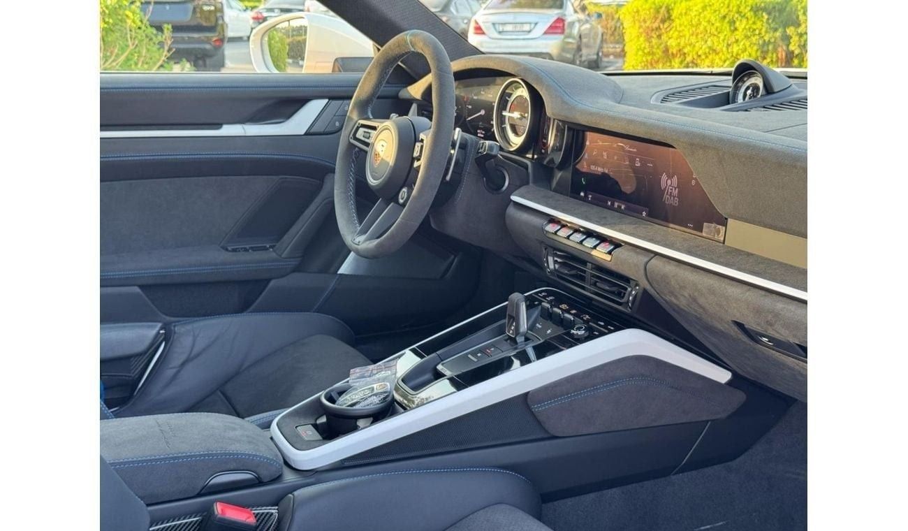 Porsche 911 Dakar 3.0L (475 HP) Coupe BRAND NEW GERMAN SPEC UNDER WARRANTY