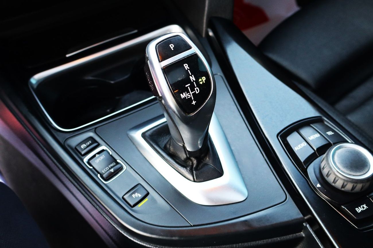 بي أم دبليو 420i Std 2.0L