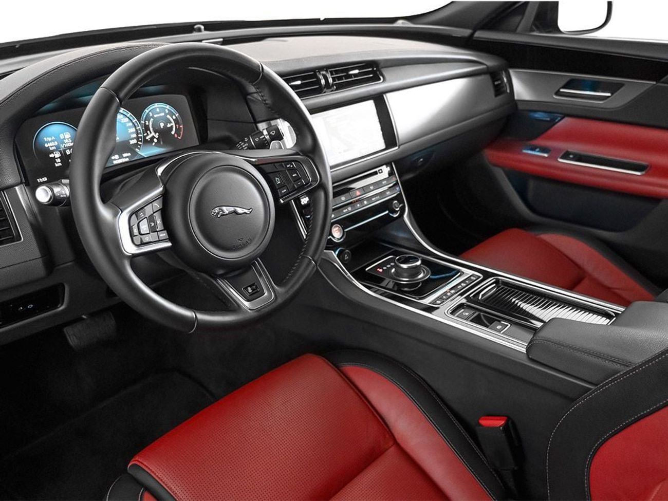 جاكوار XF R-Sport 2.0L Sedan