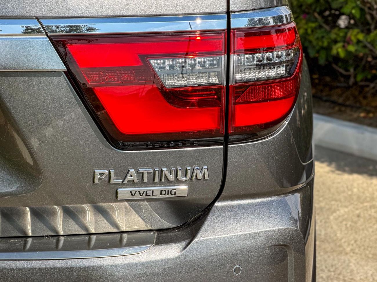 نيسان باترول LE Platinum 5.6L