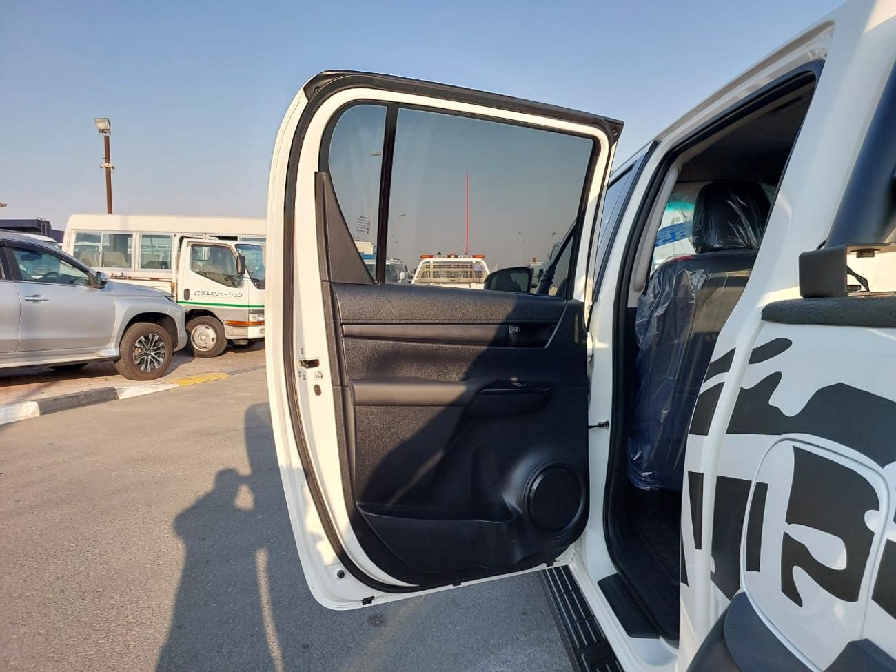 تويوتا هيلوكس TOYOTA HILUX PICK UP RHD 2021 MODEL 2.8 L DIESEL MANUAL(PM262588)