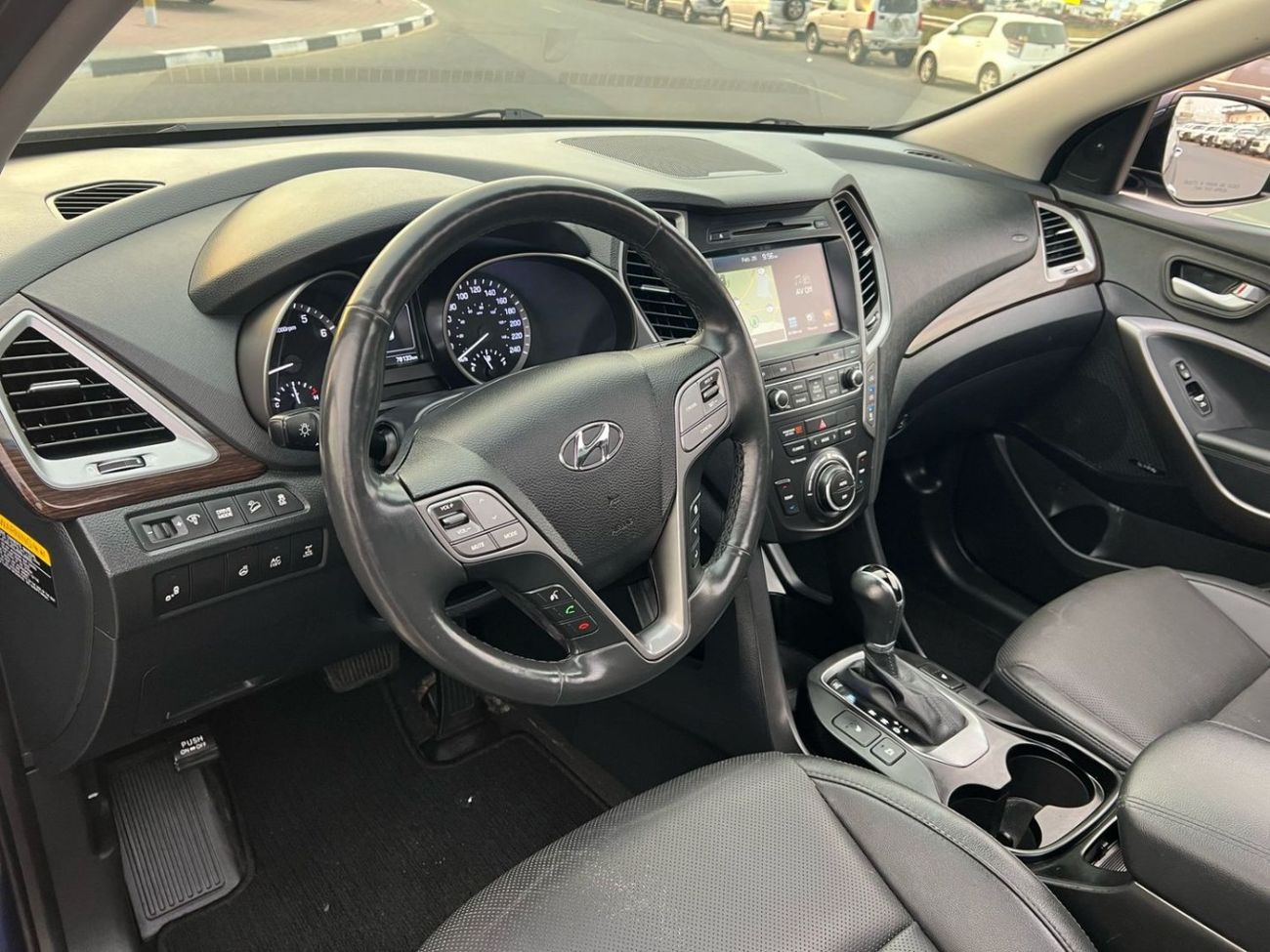 Hyundai Santa Fe 2017 HYUNDAI SANTAFE XL LIMITED FULL PANORAMIC VIEW- 3.3L V6 - 4WHEEL DRIVE - 7 SEATER ELECTRIC AND 