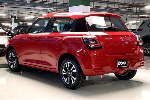 سوزوكي سويفت GLX | National Day | Start 2026 with the ideal drive | شامل الضمان | 0 ﺪﻔﻋﺓ ﺃﻮﻟﻯ