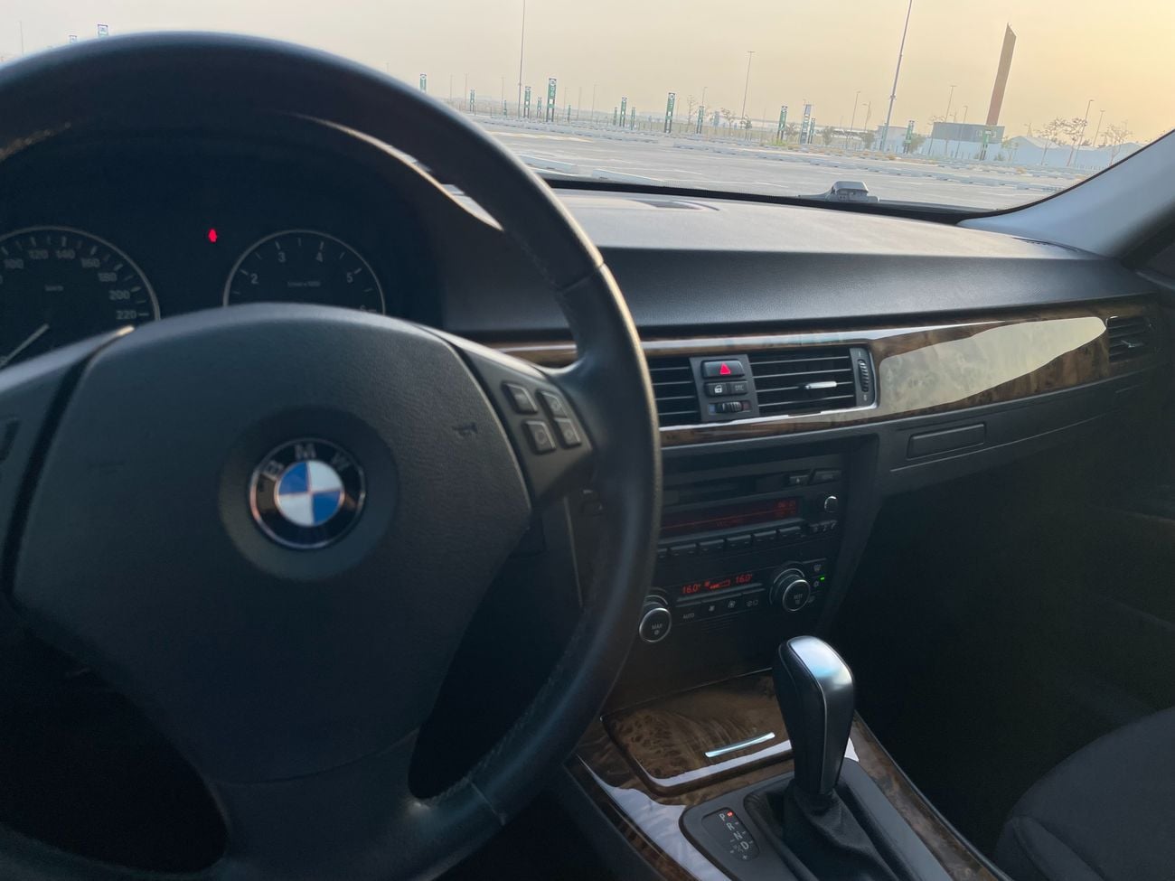 BMW 323i STD