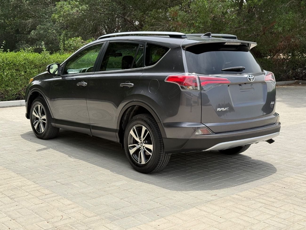 Toyota RAV4 Limited 2.5L