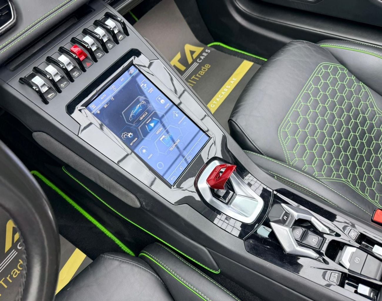لامبورغيني هوراكان EVO SPYDER 2020 Lamborghini Huracan EVO Spyder, Warranty, Service History, Fully Loaded, Excellent Condition