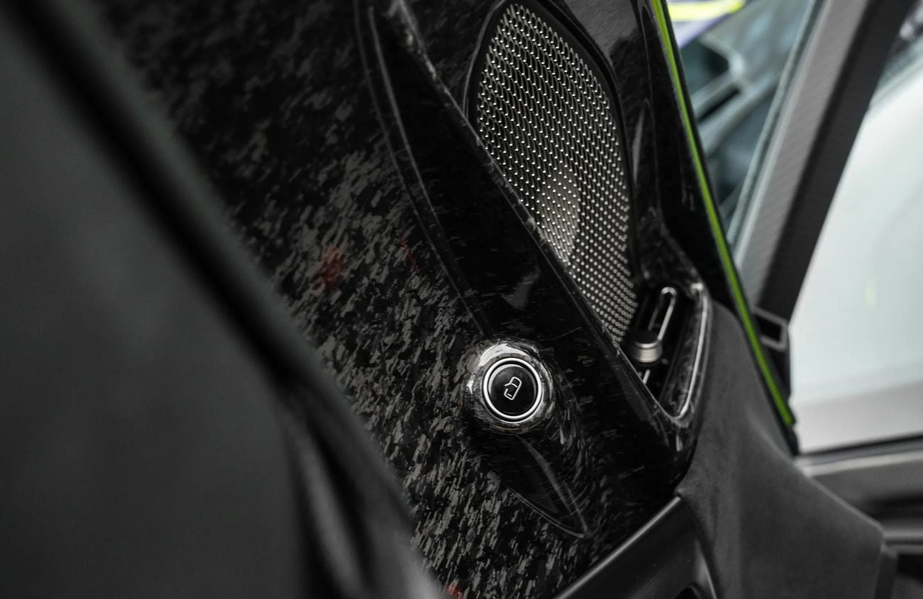 أستون مارتن فالهالا 4.0L V8 Twin-Turbo Engine + eMotors