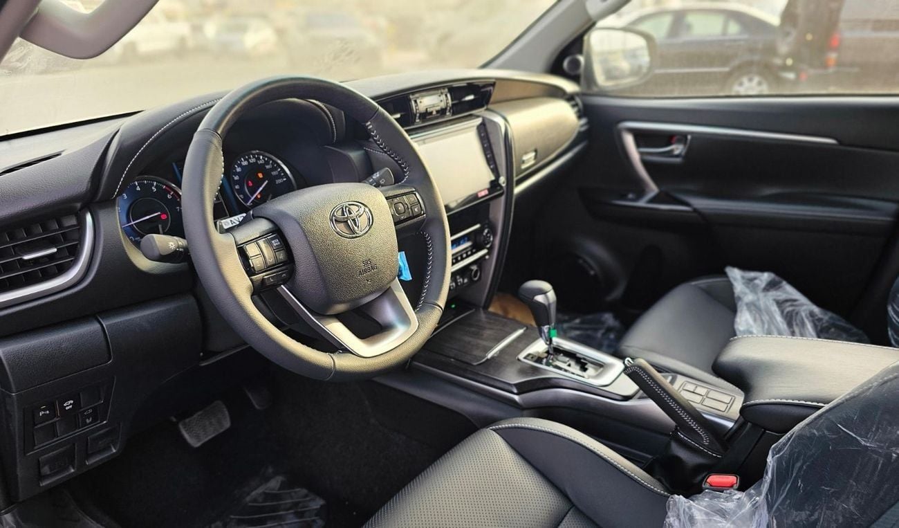 Toyota Fortuner SR5 Plus 4.0L FORTUNER 4.0L 4x4 V6 HI 6AT 2025 SR5 4.0L