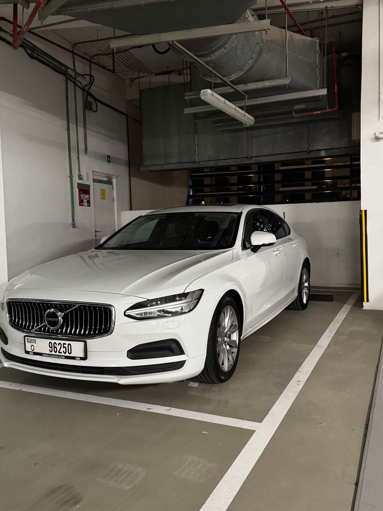Volvo S90 MOMENTUM