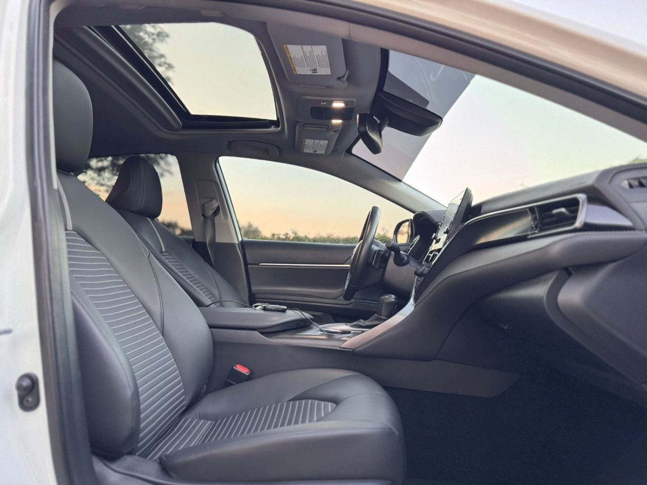 Toyota Camry GLE Hybrid 2.5L