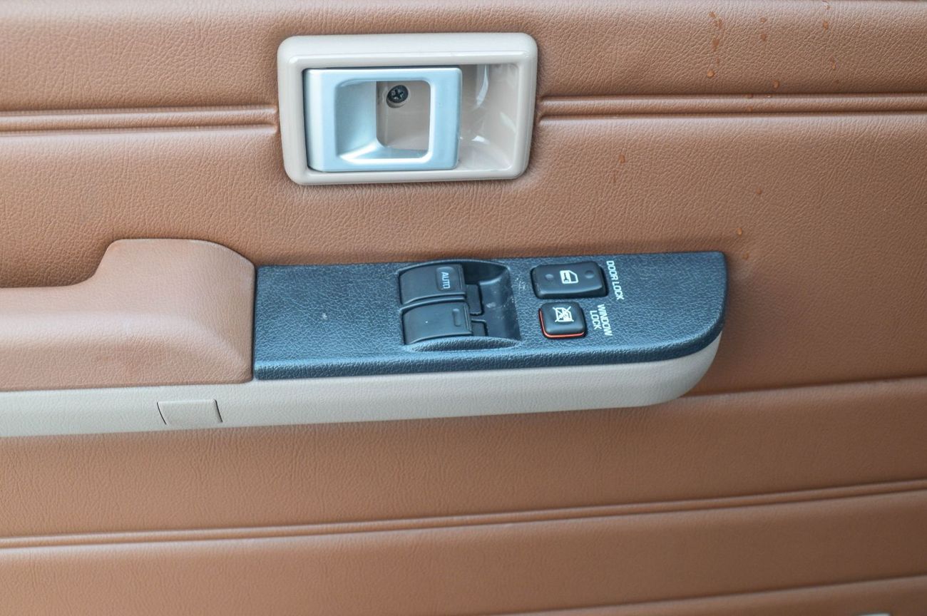 Toyota Land Cruiser 70 LC71 LX 4.0L 4WD SUV 2026