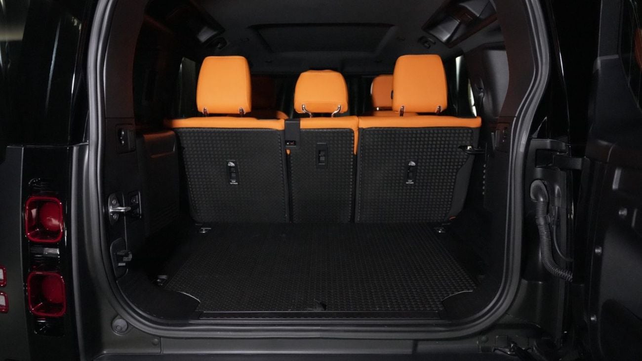 Land Rover Defender | 110 P400 | LUMMA CLR LD | V6 | FULLY LOADED