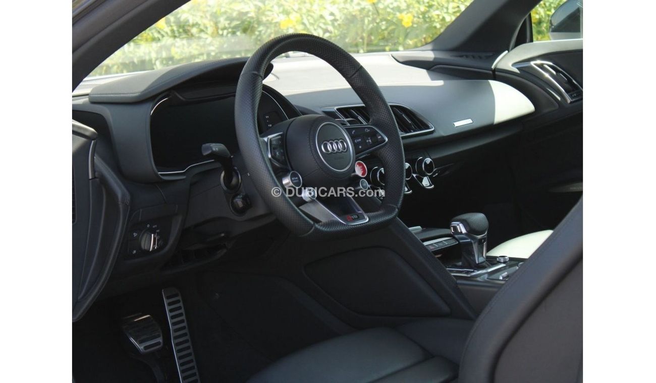 Audi R8 Spyder V10 RWD The Legend Of Audi AND last V10 Engine