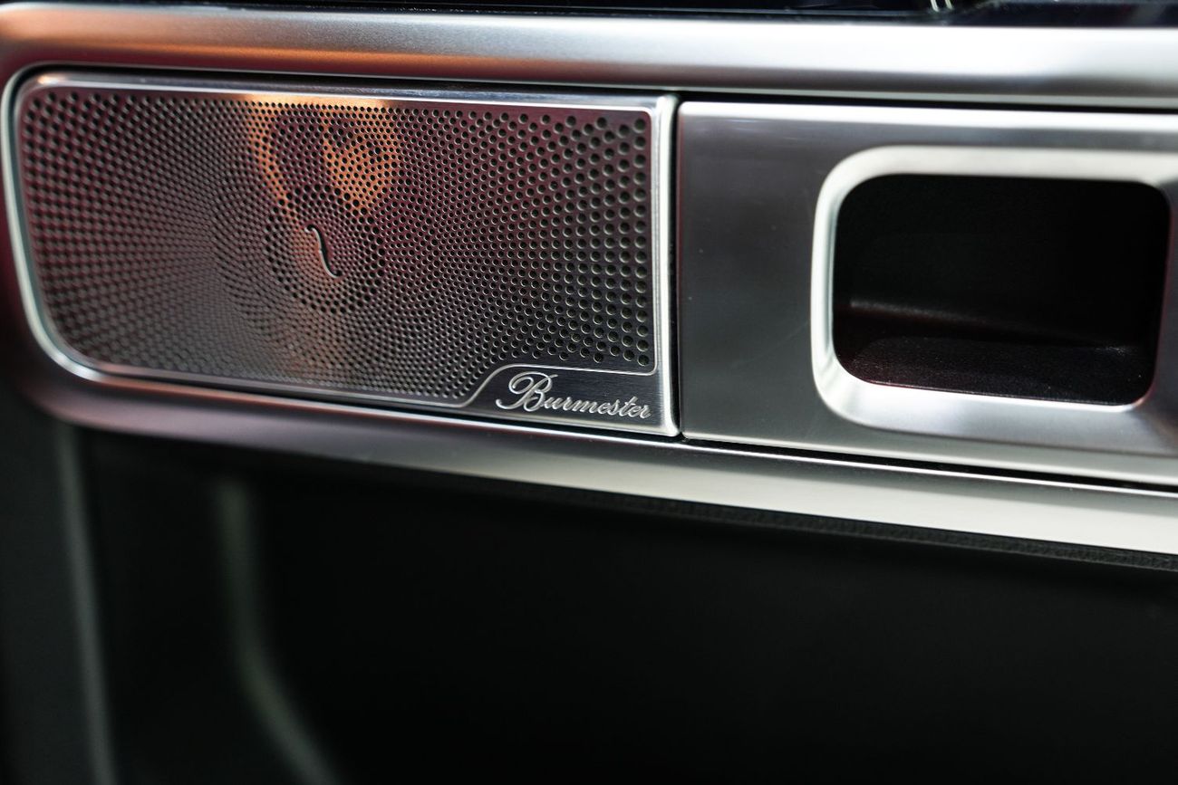 Mercedes-Benz G 63 AMG Night Package, Carbon Fiber Interior, GCC Specs!!