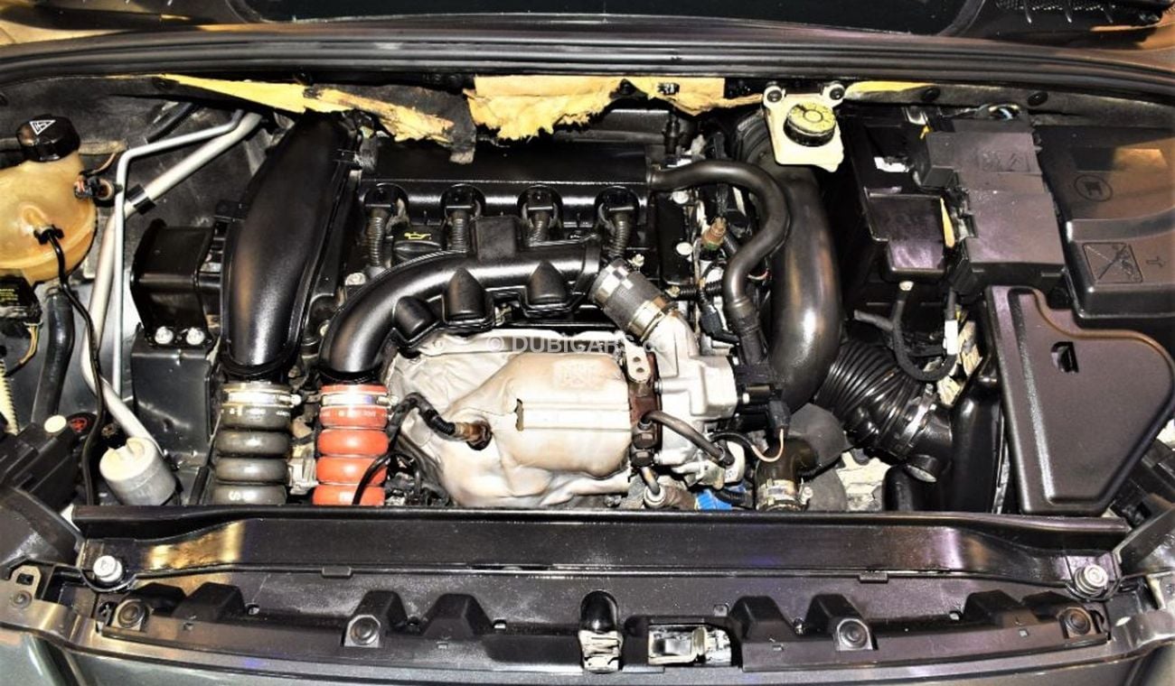 بيجو 308 Amazing Peugeot 308 CC 2011 Model!! in Grey Color! GCC Specs