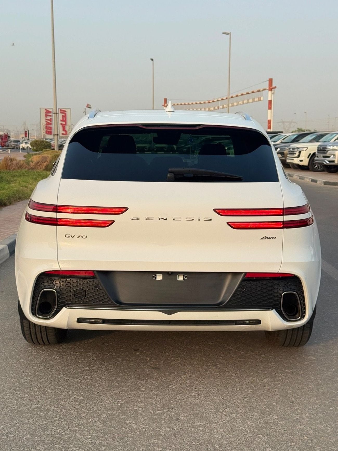 Genesis GV70