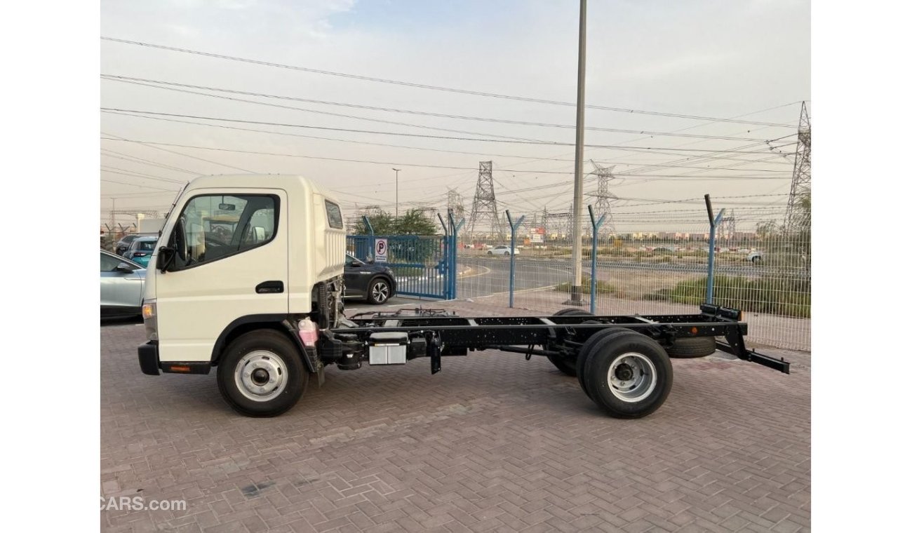 Mitsubishi Fuso Canter Fuso 14-ft Long Chassis 4.2L without Turbo