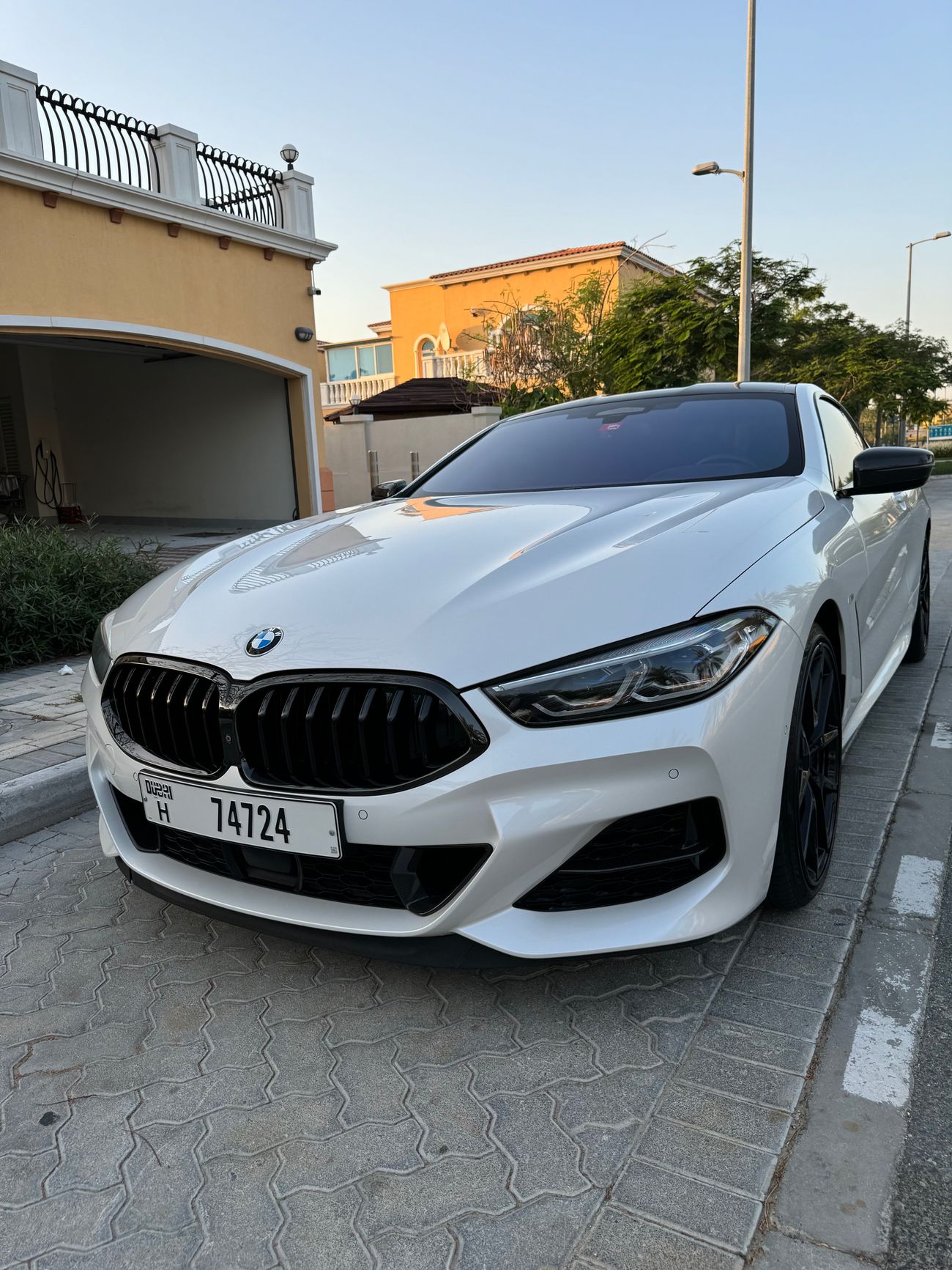 بي أم دبليو M850i