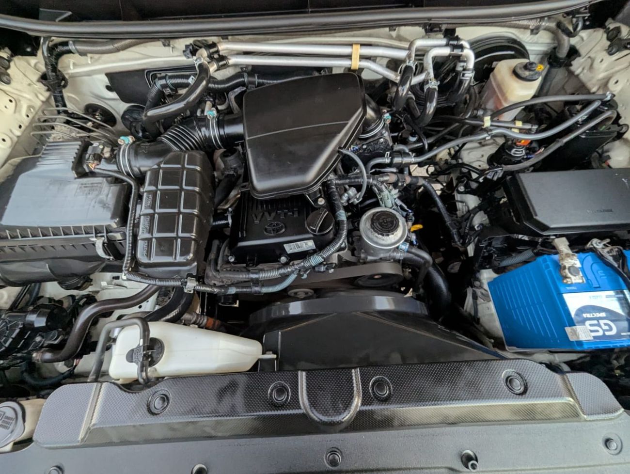 Toyota Land Cruiser Toyota Prado 2013 Petro engine 2.7 LHD white  beige interior