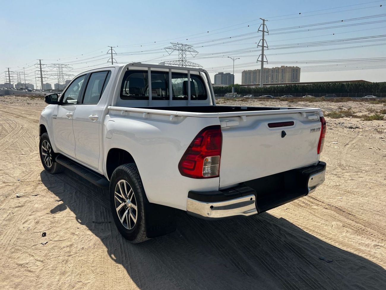 تويوتا هيلوكس