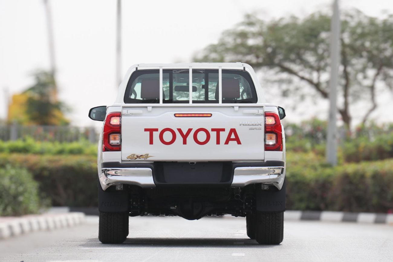 Toyota Hilux GLX 2.7L Double Cab Utility 4WD A/T Toyota Hilux 2.7L 4WD | Full | Petrol | Best Export Price