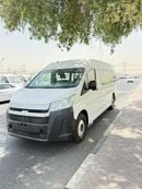 Toyota Hiace GL -High Roof Commuter 3.5L A/T