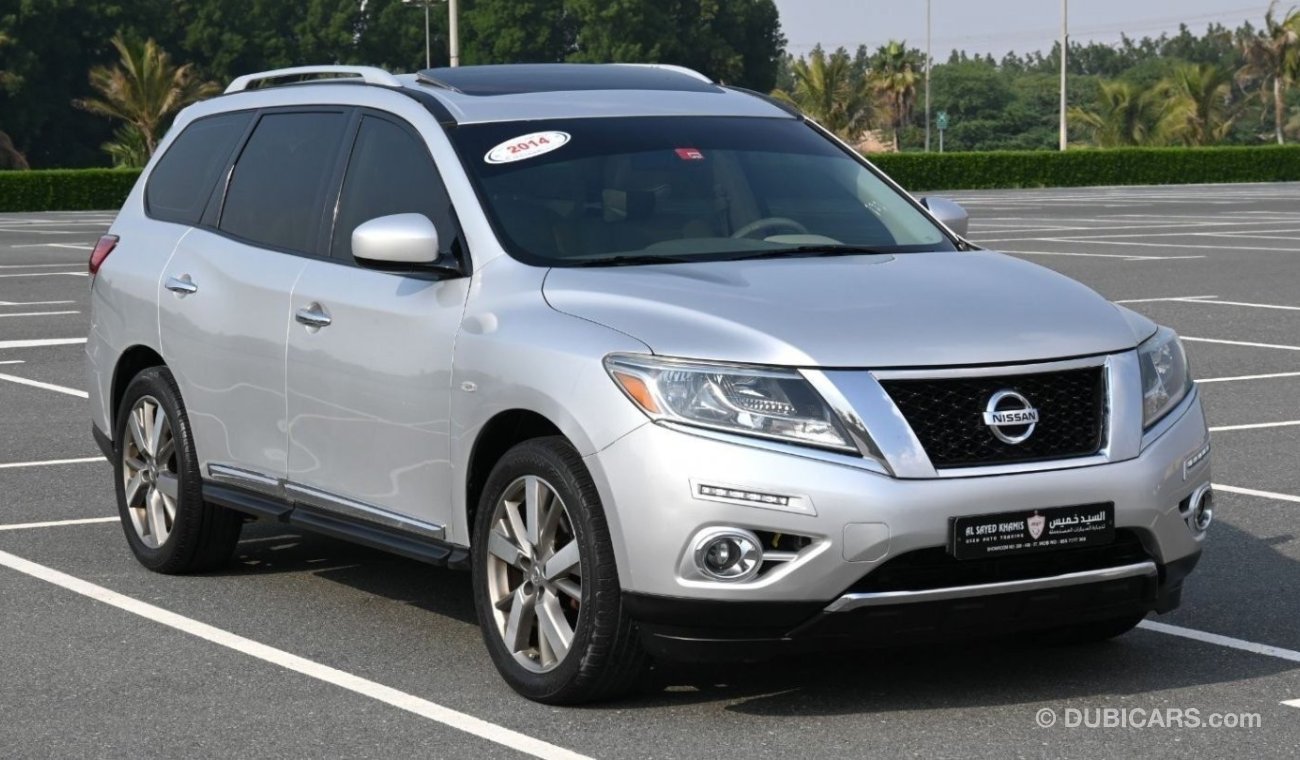 Nissan Pathfinder SV GCC EXCELLENT CONDITION WITHOUT ACCIDENT 2014