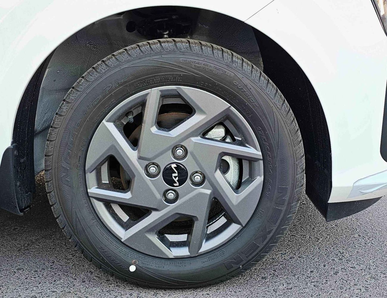 Kia Picanto GL / 1.2L V4 PETROL / A/T / DVD+CAMERA / 2024 MY