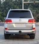 تويوتا لاند كروزر GXR V6 MODEL 2009 UPGRADE 2021