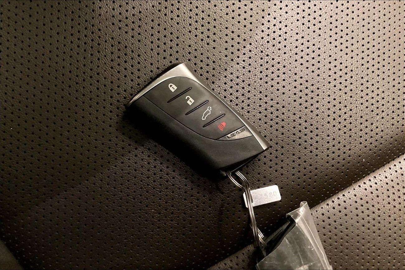 لكزس RX 350 Prestige | شامل الضمان | 0 ﺪﻔﻋﺓ ﺃﻮﻟﻯ