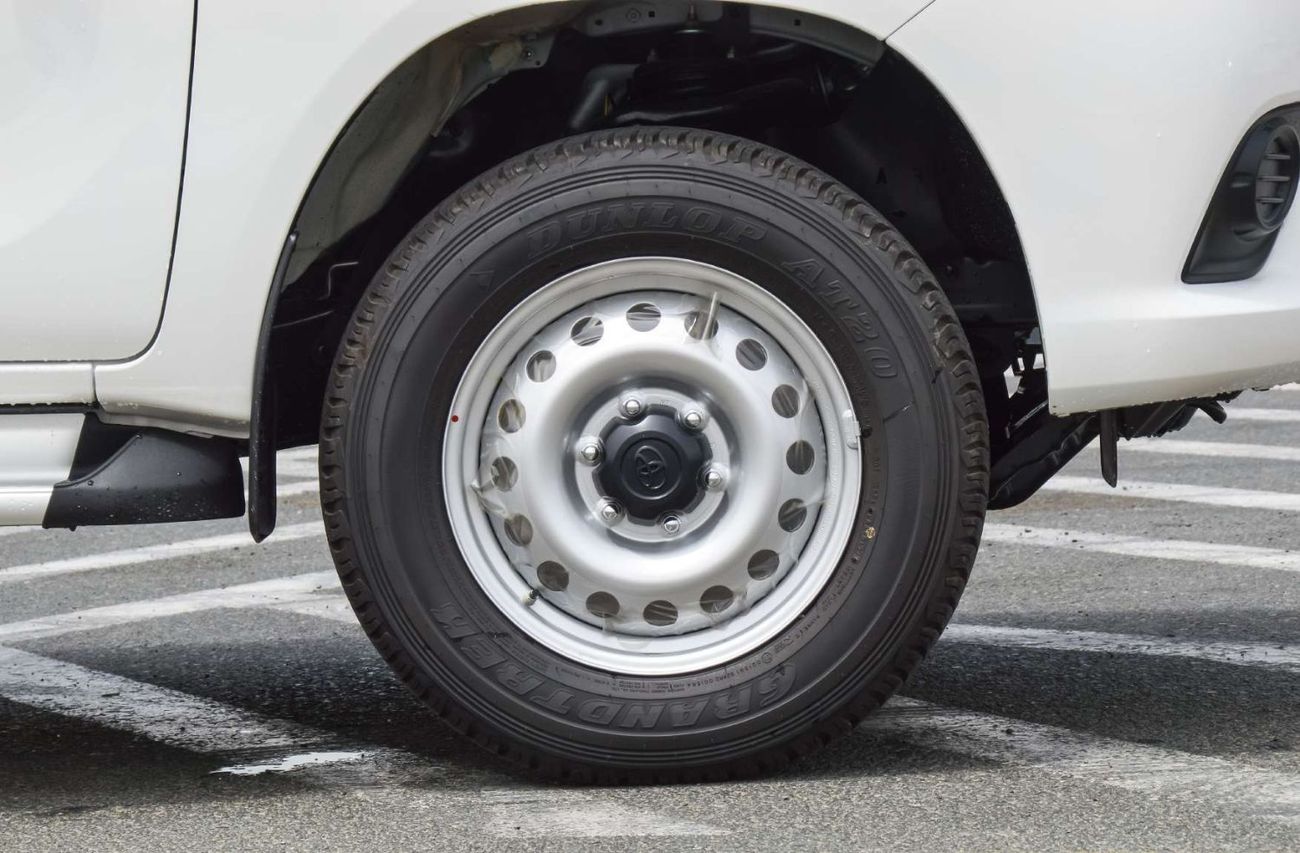 Toyota Hilux TOYOTA HILUX DLX 2.7L 4WD DC 4DOOR PICKUP 2025 - WHITE