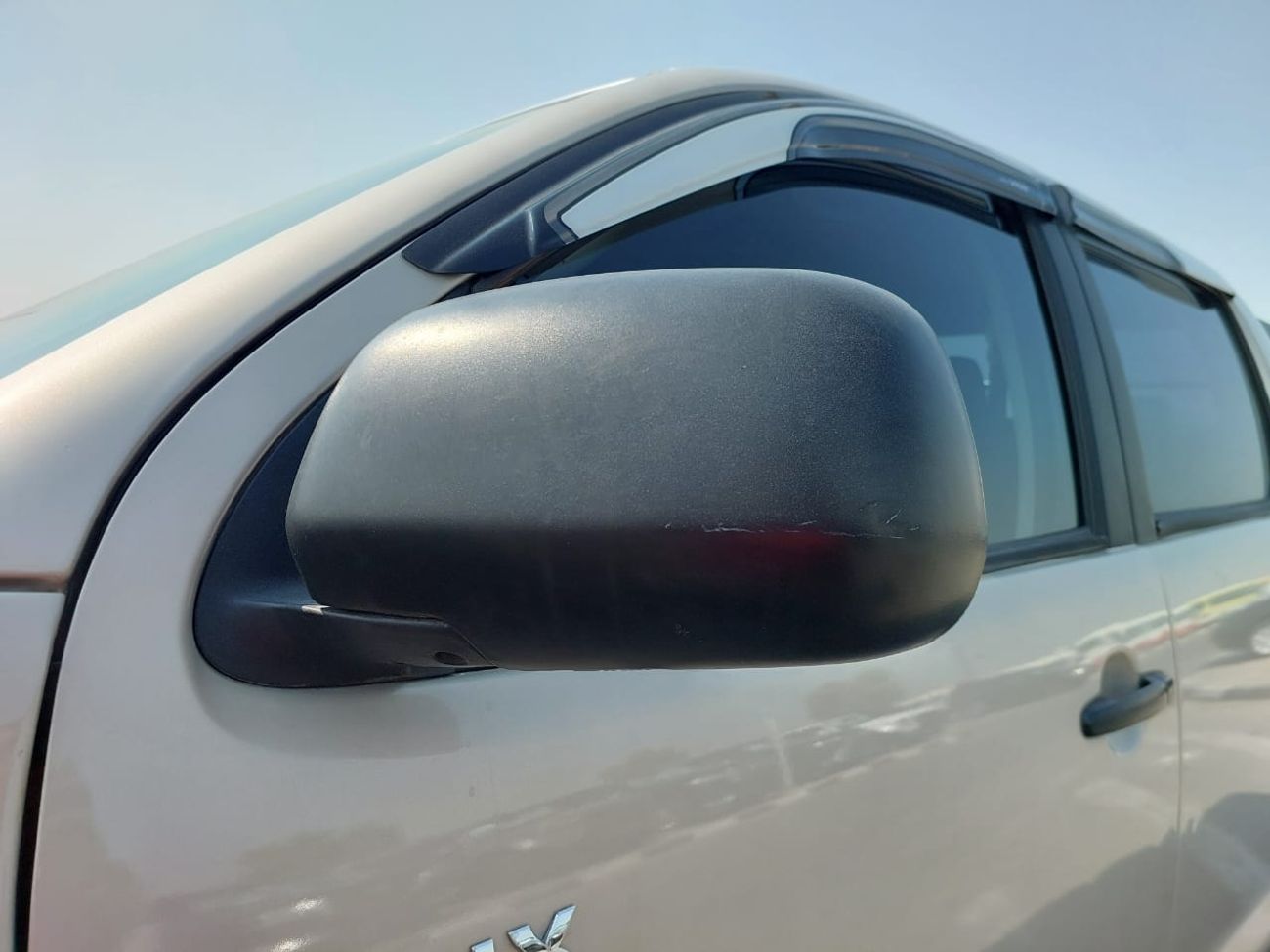 Toyota Hilux TOYOTA HILUX PICK UP RHD 2013 MODEL 3.0 L DIESEL AUTOMATIC(PM80637)