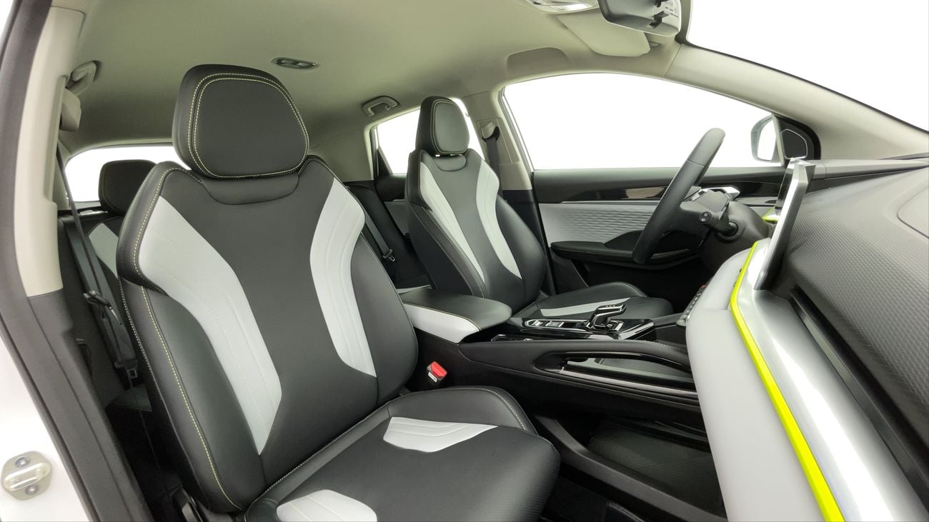 Geely Coolray GL 1.5TD 2025 GL | AED 752/Month | 0 DP | 30 Day Return | Warranty | Service History