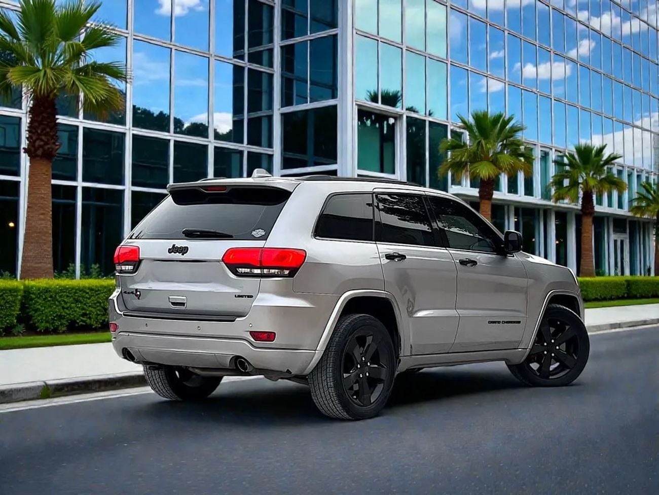 جيب جراند شيروكي L Limited 3.6L | | LIMITED | WELL MAINTAINED | LOW MILEAGE