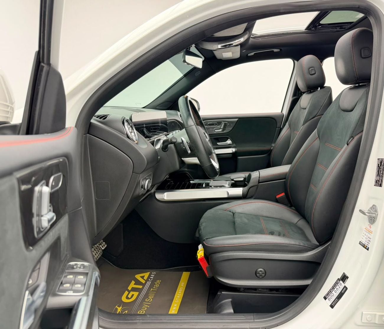Mercedes Benz GLB250 4MATIC