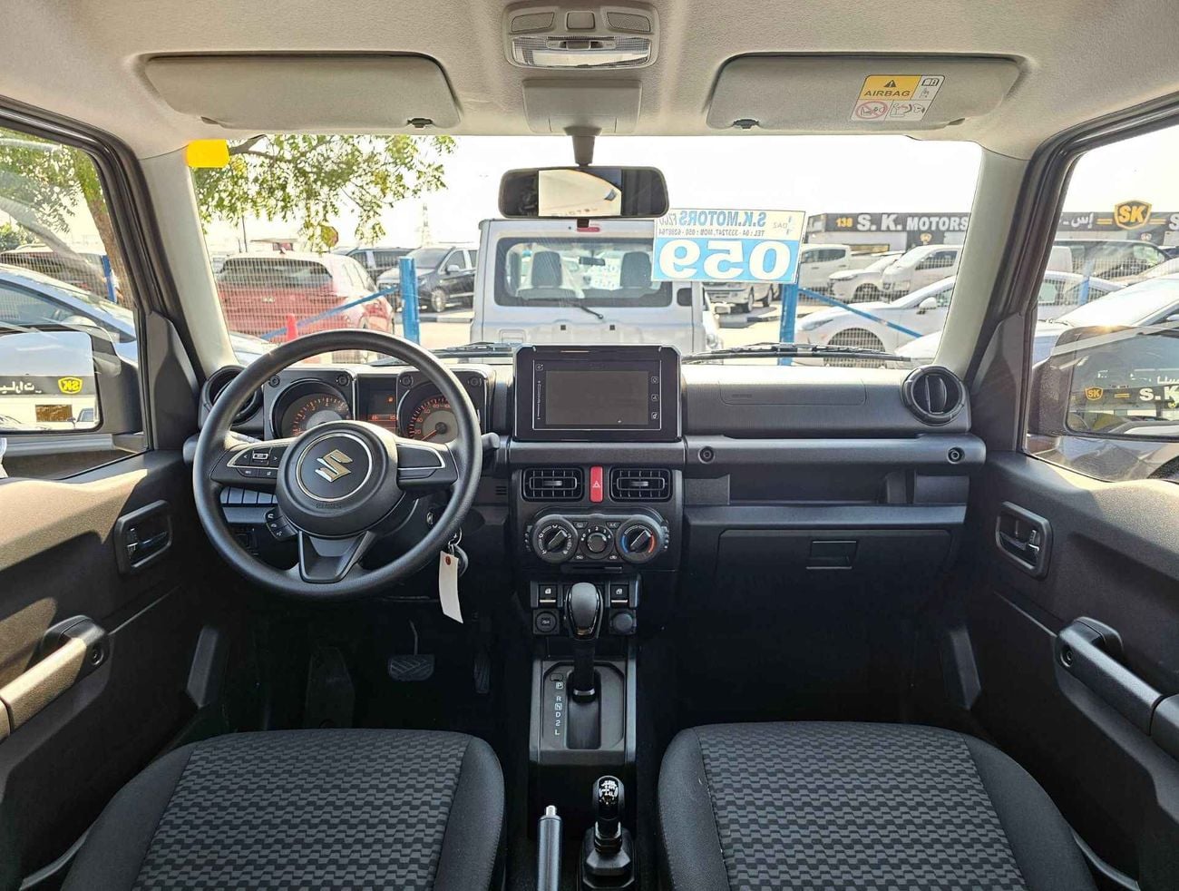 Suzuki Jimny 1.5L  PETROL / A/T / GL ALL GRIP OFF ROAD / DOUBLE TONE / 4WD (CODE # JY15GL)