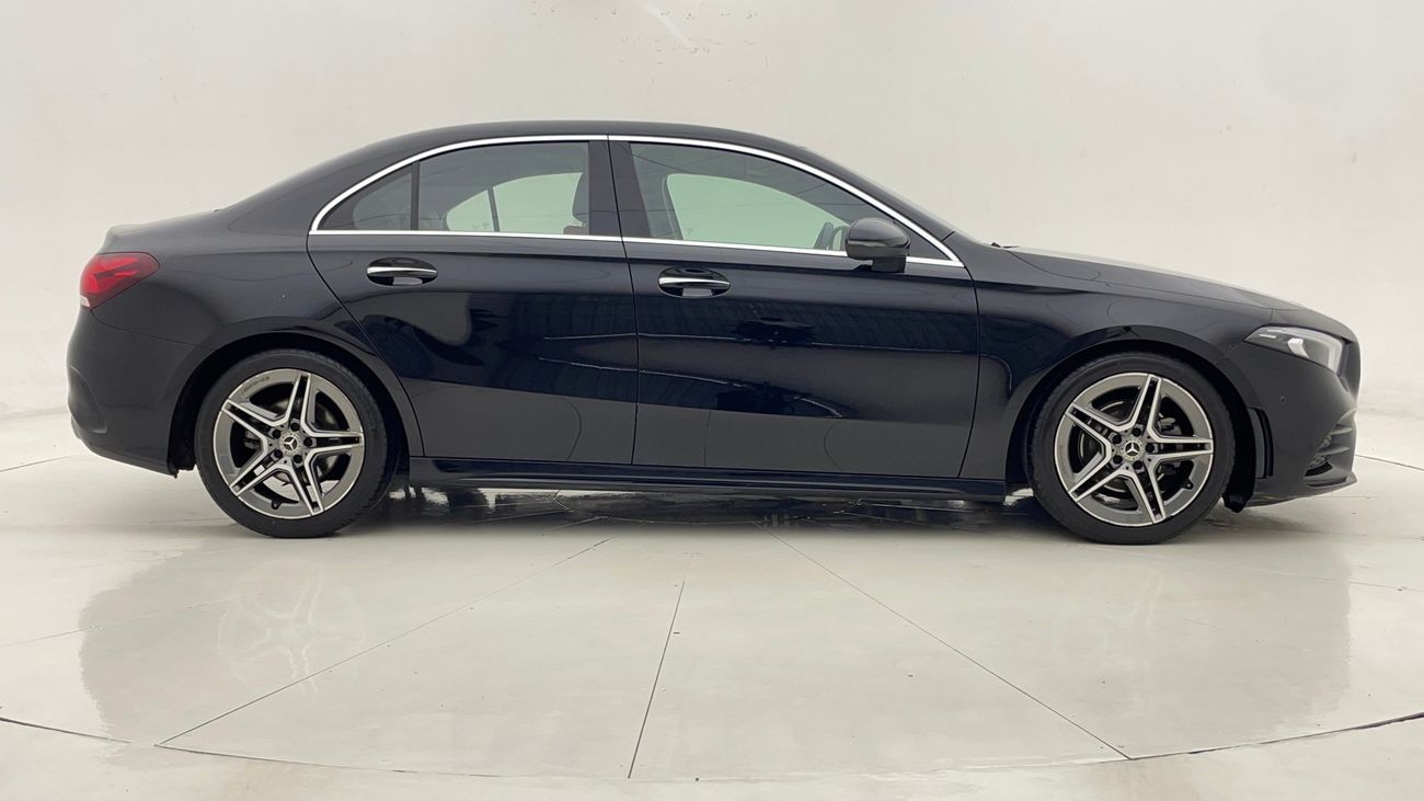 Mercedes-Benz A 200 PREMIUM + 1.3 | Zero Down Payment | Home Test Drive