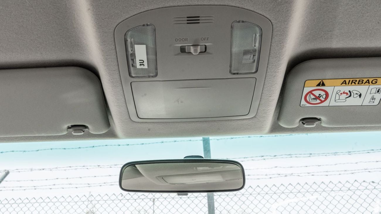 Toyota Hilux 2026 Toyota Hilux 2.4L MT Diesel DC (White-Black)