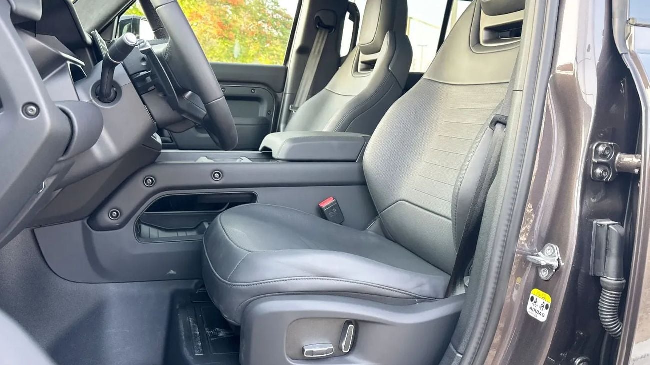 لاند روفر ديفندر Land Rover/DEFENDER/LDOC1 L663 4.4L V8 P8S AWD 5DR SWB V8 OCTA 635PS AT