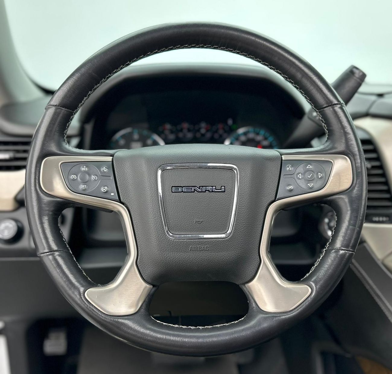 جي أم سي يوكون 2020 GMC Yukon Denali, 1 Year Warranty Unlimited Km, 07/2026 GMC Service Contract, GMC FSH, GCC