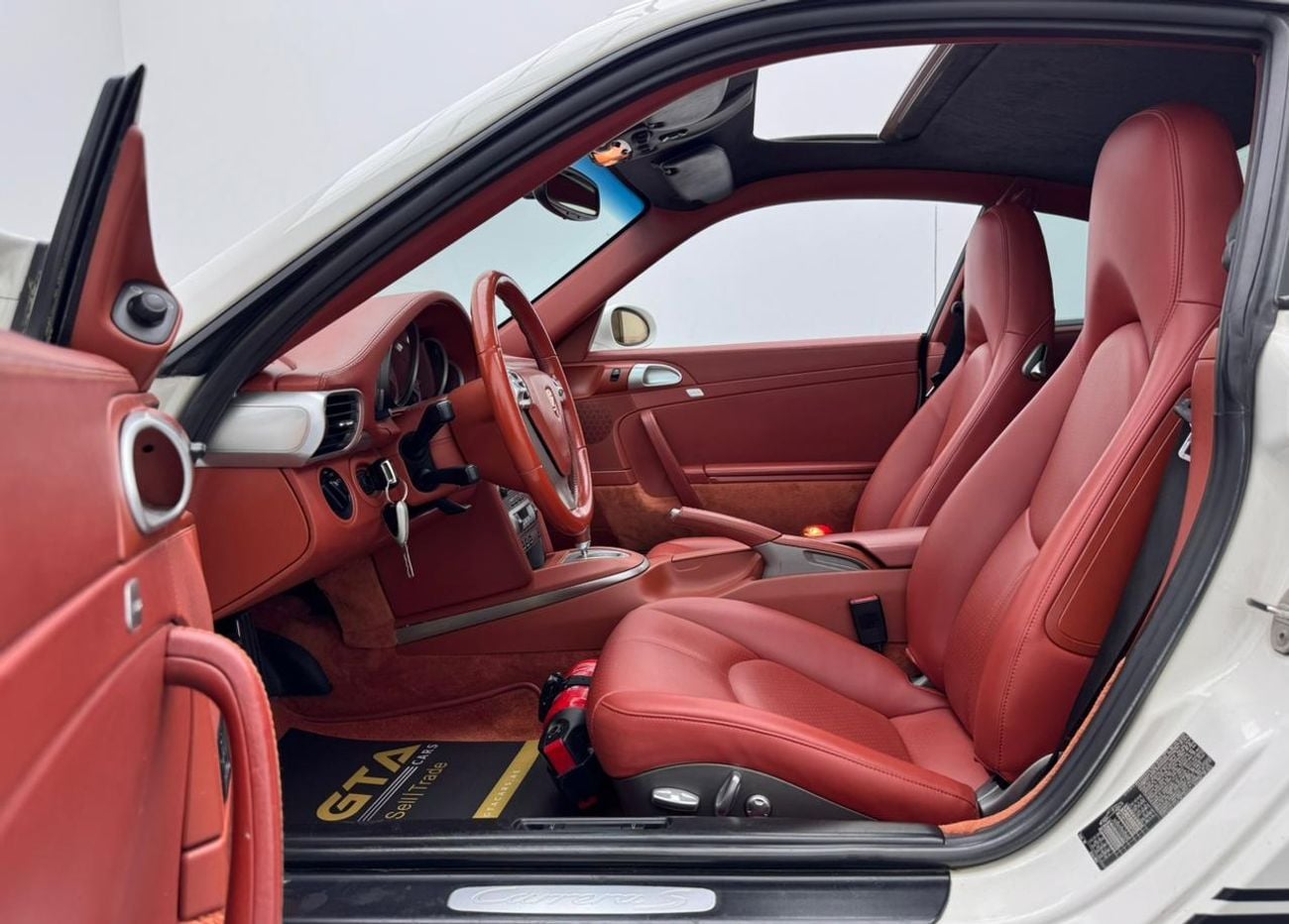 بورش 911 CARRERA S 2006 Porsche 911 Carrera S, Service History, Excellent Condition, GCC