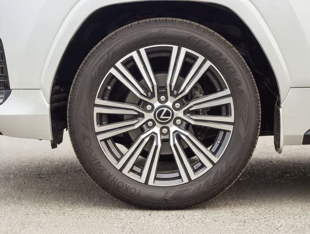 Lexus LX700h TURBO SPORT 3.5L - EXPORT ONLY