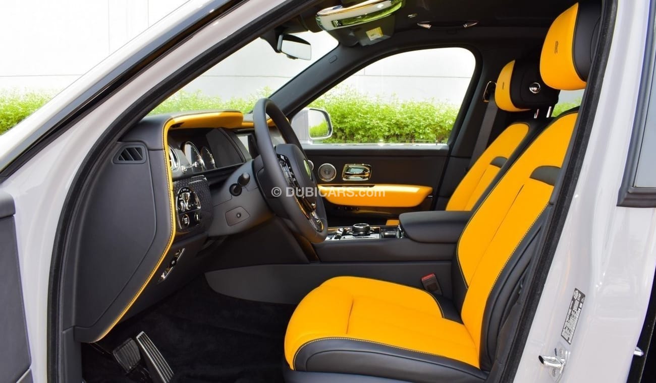 Rolls-Royce Cullinan . Local Registration + 5%