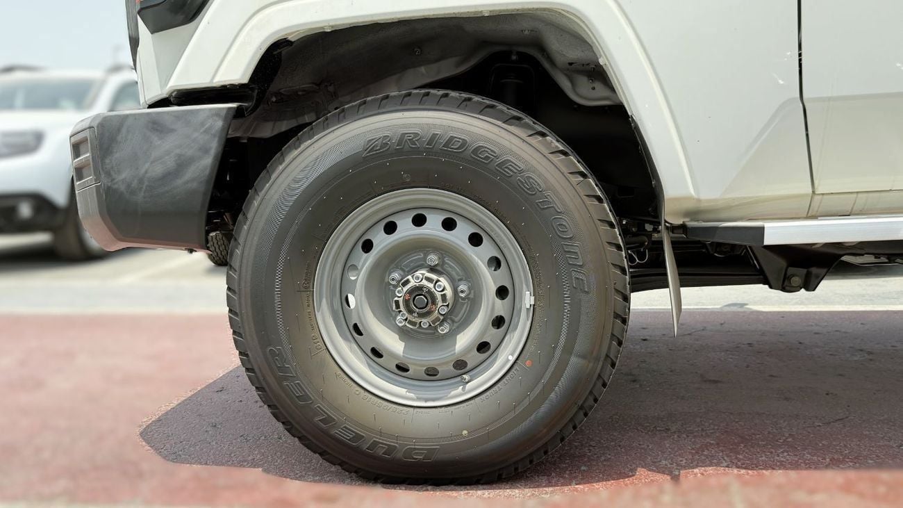 Toyota Land Cruiser Pick Up Toyota LC79 2.8L Diesel MT Double Cabin Pickup 2025YM