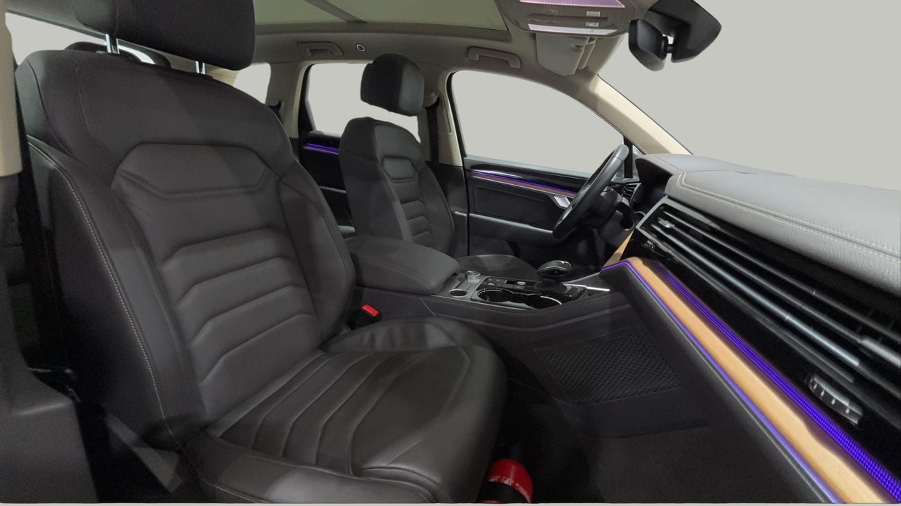 Volkswagen Touareg ATMOSPHERE COMFORTLINE 2023 | AED 1742/Month | 0 DP | 30 Day Return | Warranty | Service History