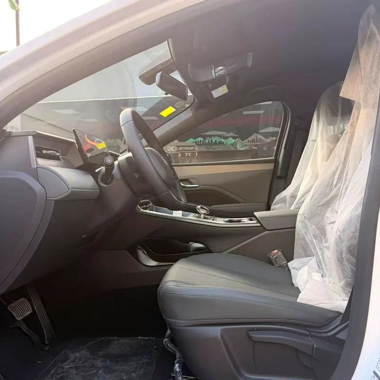 BYD QIN PLUS DM-i Honor Edition - Chinese Specs - Brand