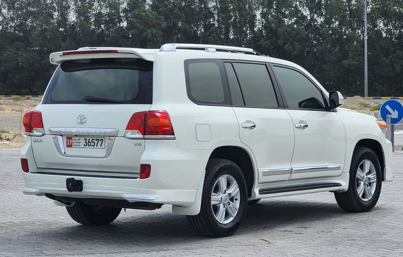 Toyota Land Cruiser GXR 4.6L