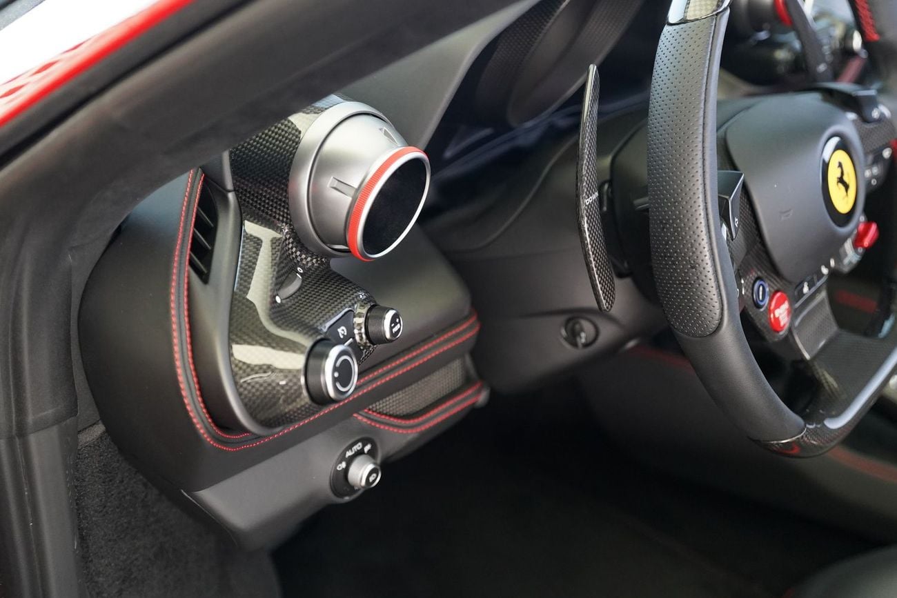 Ferrari F8 Spider 3.9T V8