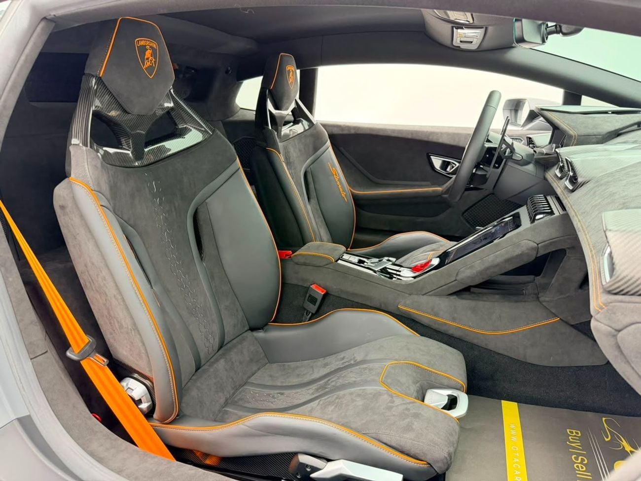 Lamborghini Huracan STERRATO