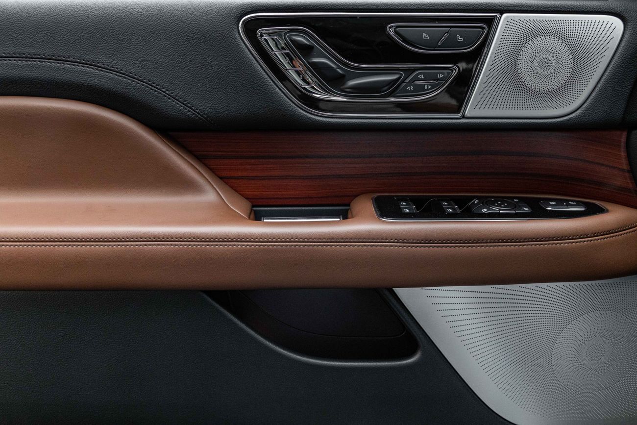 Lincoln Navigator Navigator Reserve 3.5L | 4,603 P.M | 0% Downpayment | NAVIGATOR RESERVE | 2030 WARRANTY! | Ramadan O